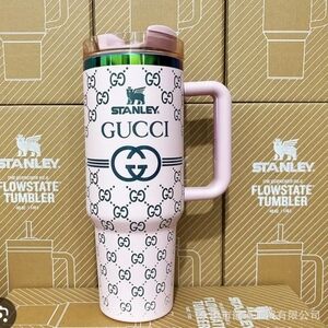 Tumbler Gucci 40 oz New in Box Comes with Straw for All Your Drinks